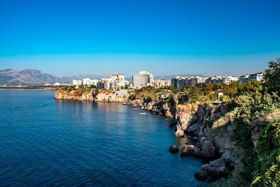 Antalya coastal city, Turkey — where UK patients travel for affordable, high-quality dental implants at JCI-accredited clinics
